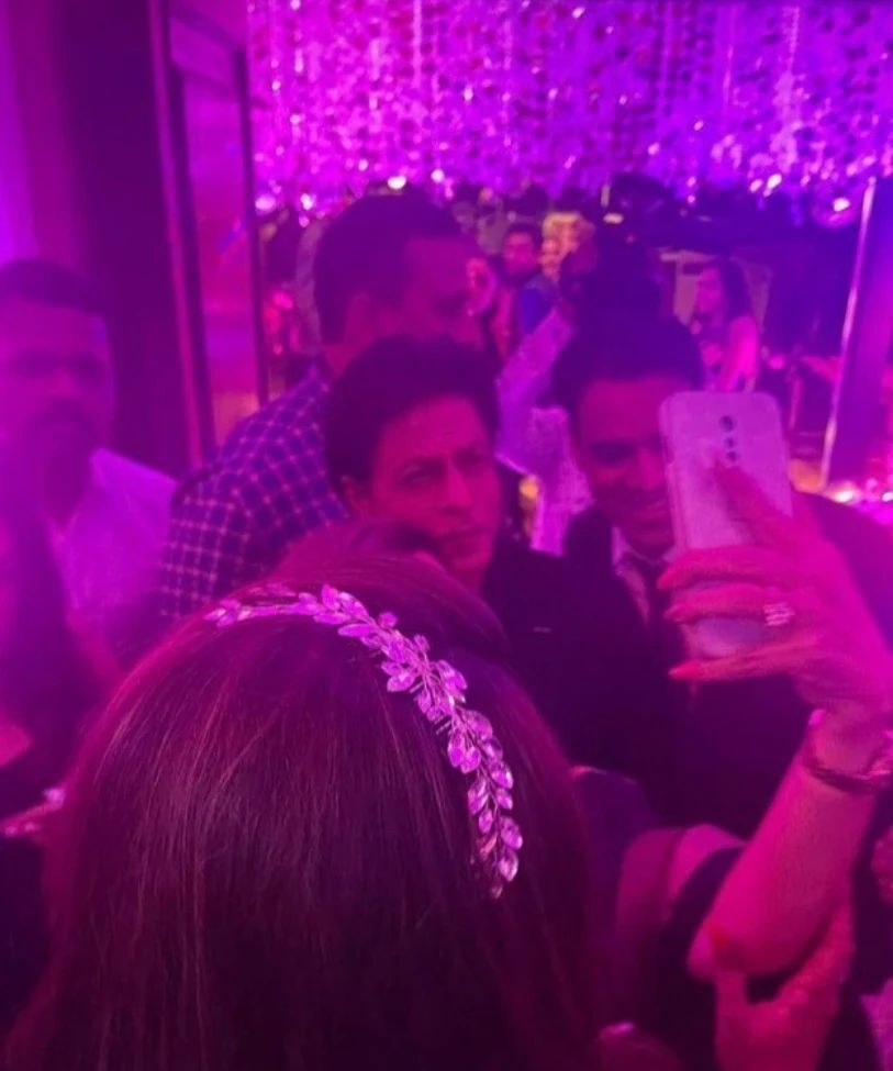 Shah Rukh Khan attends close friend's wedding in Mumbai, floors couple & guests with his charm