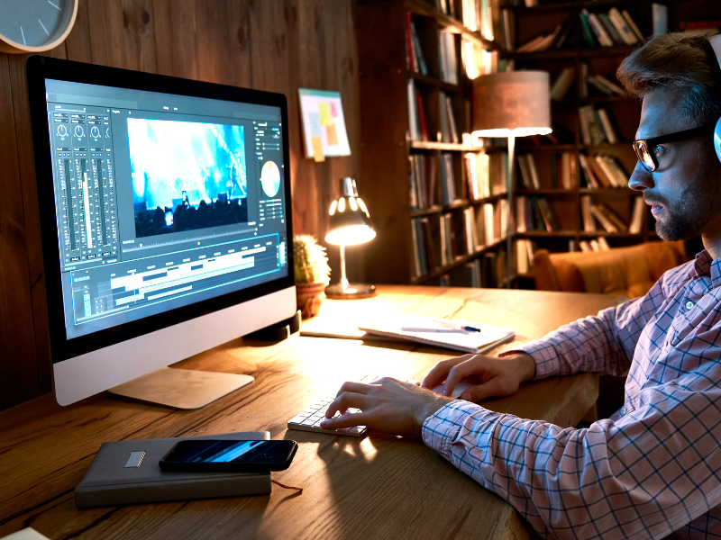 how to become a videographer