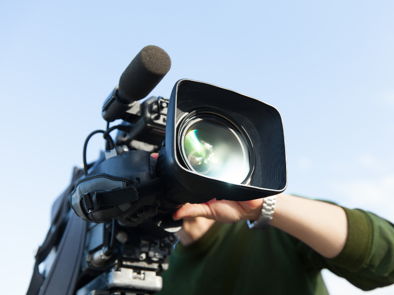 how to become a videographer